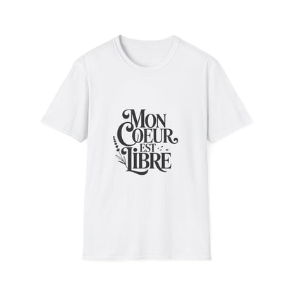 Mon Coeur Est Libre Tee – Romantic French Saying Shirt